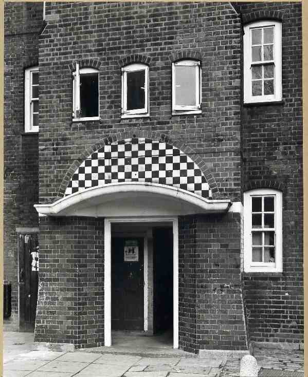 2. London - Boundary Street Estate, LCC Arch. Dept., 1896